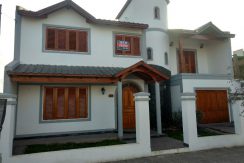 Casa ubicada en B° San Sebastian, s/ calle Molina Campos