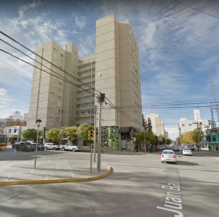 Departamento en Zona Centro S/ Alberdi esquina Buenos Aires