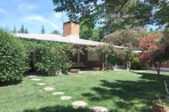 Casa Quinta ubicada en calle Rogelio Segovia, excelente ubicación