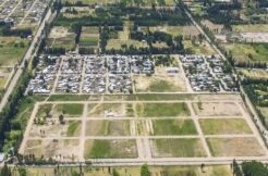 Terreno ubicado en barrio Mangeles, ubicado en calle Candolle y Coronel Vinter