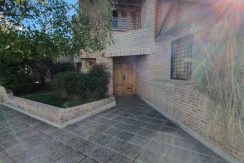 Casa Nivel Gerencial ubicada en barrio Belgrano, s/ Calle Lisandro de la Torre Casa Nivel Gerencial ubicada en barrio Belgrano, s/ Calle Lisandro de la Torre