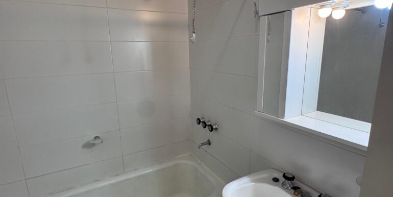 af3ce22e-a14e-4260-b585-8f009d410619